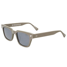 Cargar imagen en el visor de la galería, Fly Kilgore