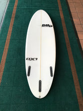 Cargar imagen en el visor de la galería, 6'3" DHD Darren Handley Design Surfboards DX1
