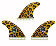 Load image into Gallery viewer, Leila Hurst Thruster Small