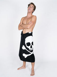 Leus beach towel scalawag skull crossbones